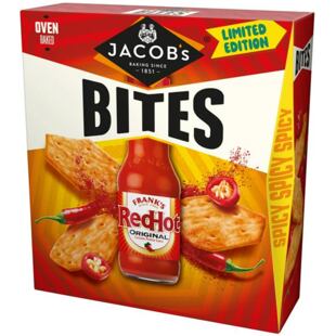 Jacob's Bites búzakeksz Frank's RedHot szósz ízesítéssel 125 g